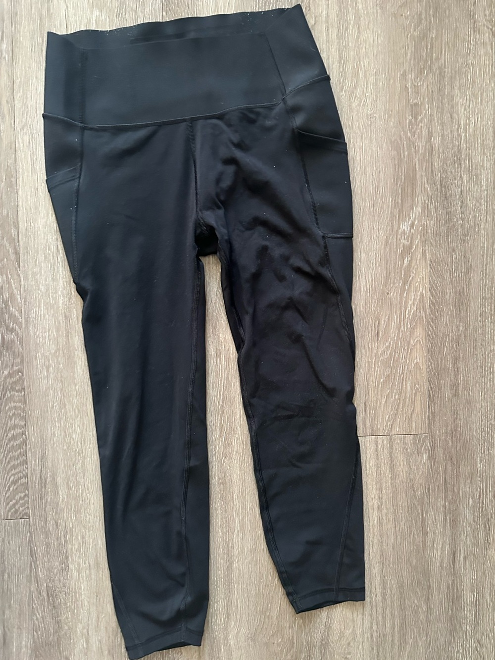 GAP Black High-Rise Leggings with Side Pockets